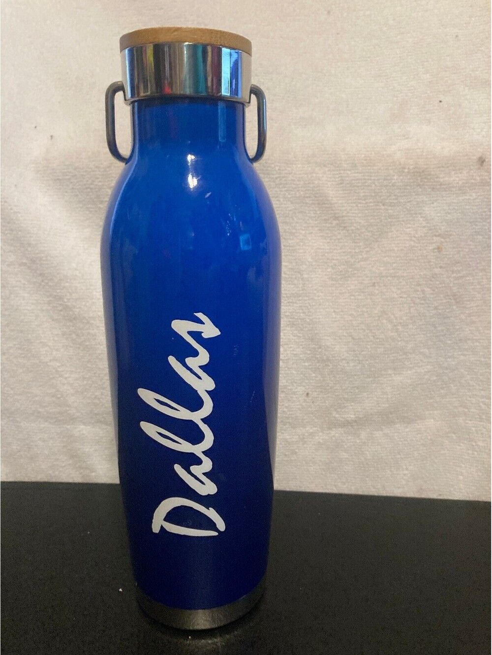 H2GO Dallas Aluminum Water Bottle. Wood Top Blue Dallas TX, handle $48 MSRP